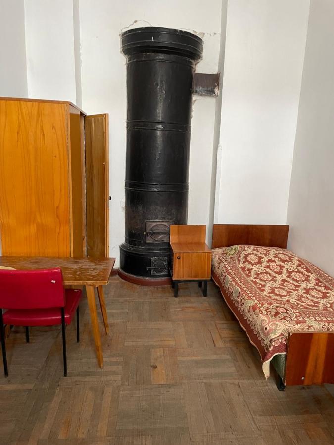 Firuza Hostel Borjomi Eksteriør bilde