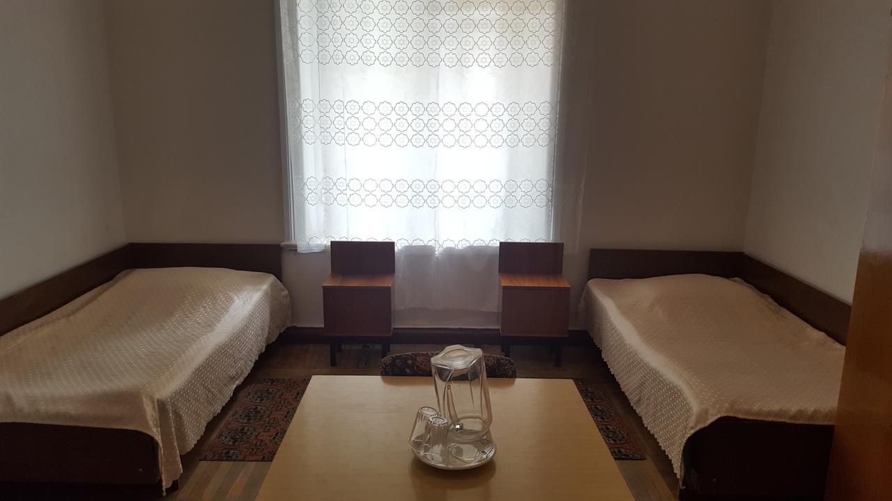 Firuza Hostel Borjomi Eksteriør bilde